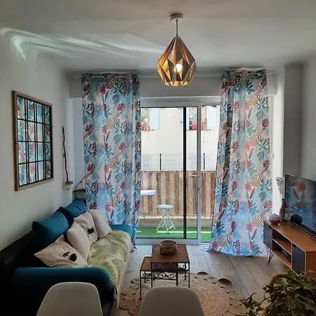Apartment T2 Neuf, Balcon, Centre Cannes, 15 Min Du Palais
