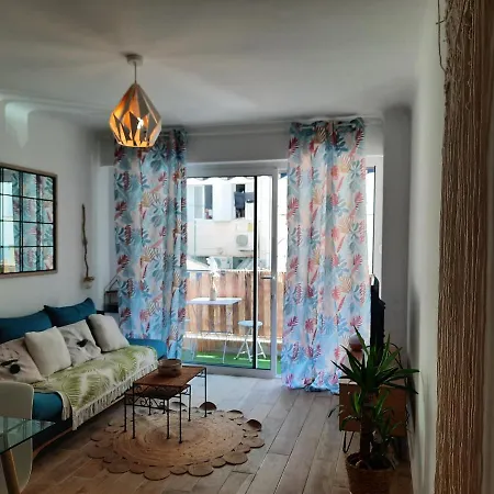 T2 Neuf, Balcon, Centre Cannes, 15 Min Du Palais *