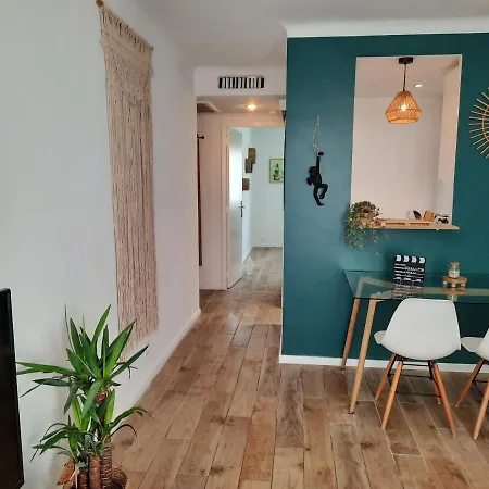 T2 Neuf, Balcon, Centre Cannes, 15 Min Du Palais Apartment *
